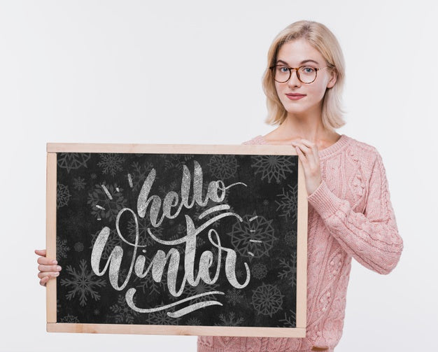 Beautiful Young Woman With Mock-Up Psd