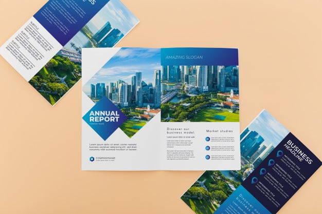 Bifold Brochure Concept Mock-Up Psd