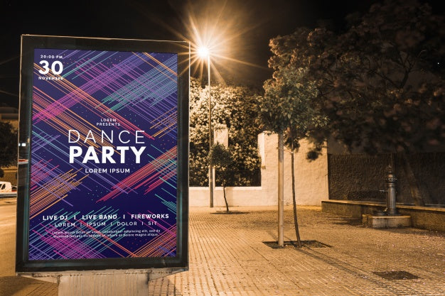 Billboard Mockup In City At Night Psd