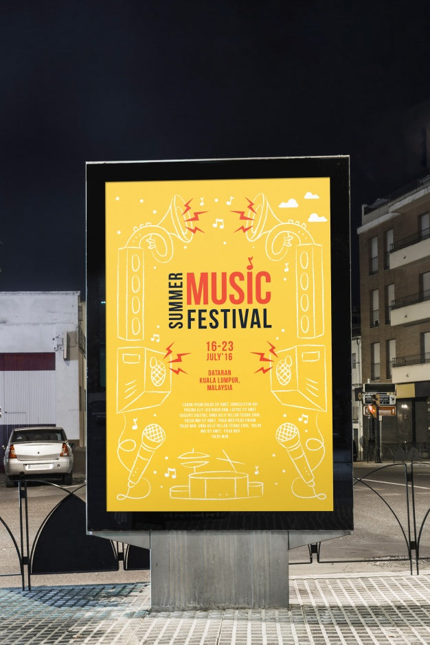 Billboard Mockup In City At Night Psd