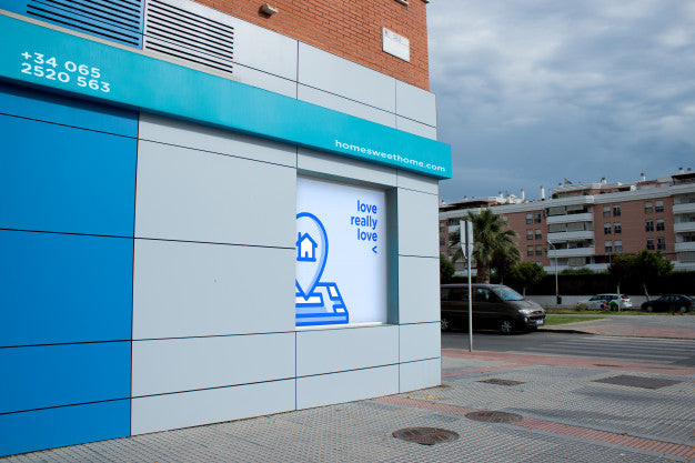 Billboard Mockup On Shop Window Psd