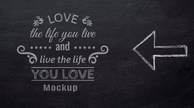 Blackboard Mock-Up With Chalk Arrow Psd