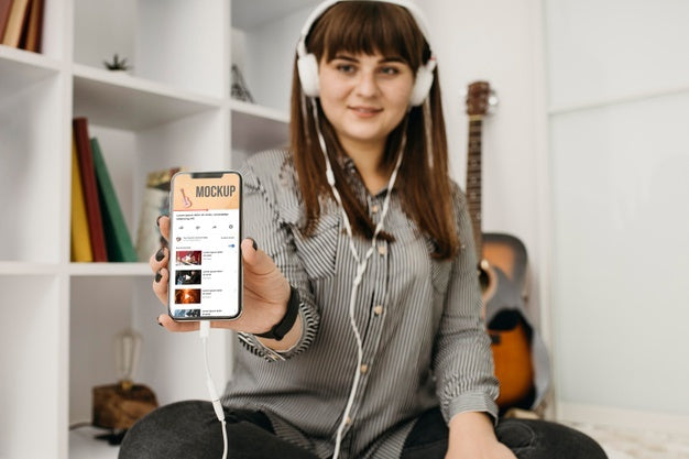 Blogger Streaming At Home With Device Mockup Psd