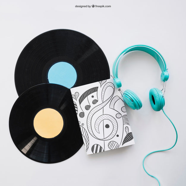 Book Cover Mockup With Two Vinyls Psd