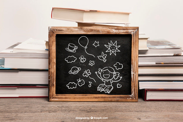 Book Mockup With Leaning Slate Psd