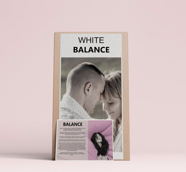 Bottle Box With Descriptive Card Psd