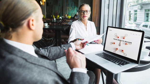 Business People With Laptop Psd