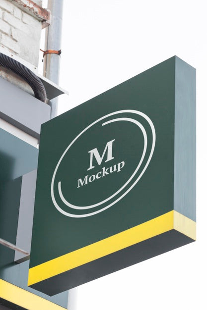 Business Sign Mock-Up Outdoors Psd