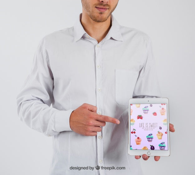 Businessman Pointing At Tablet Psd