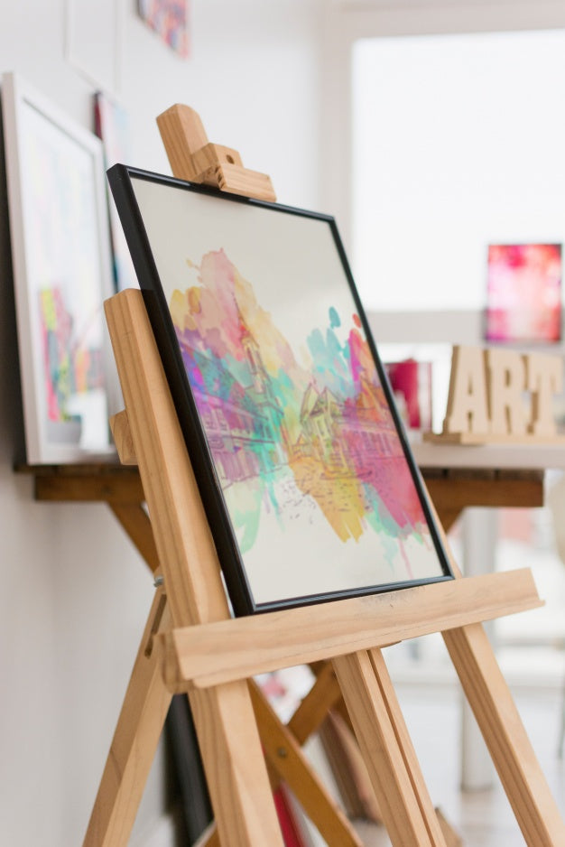 Canvas Mockup In Art Studio Psd