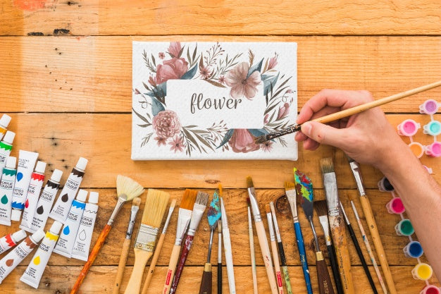 Canvas Mockup With Paint Materials Psd