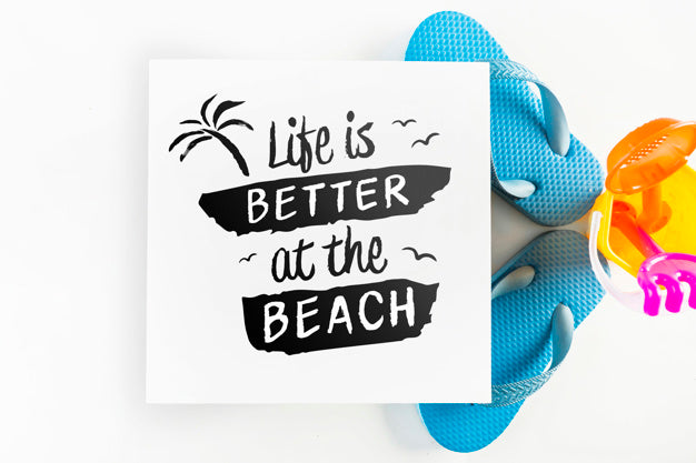 Card Mockup With Tropical Summer Concept With Flip Flops Psd