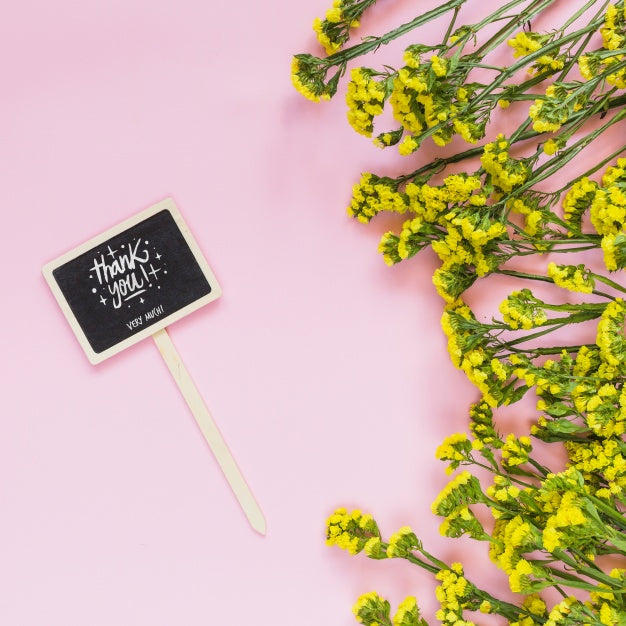 Chalkboard Mockup With Floral Decoration Psd