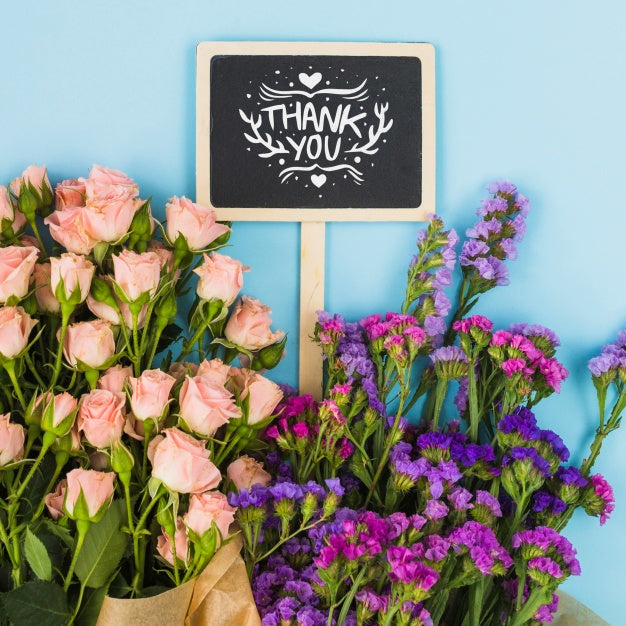 Chalkboard Mockup With Floral Decoration Psd