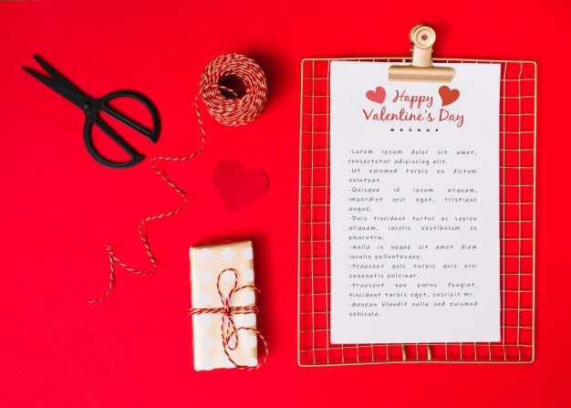 Clipboard Mockup For Valentine Psd