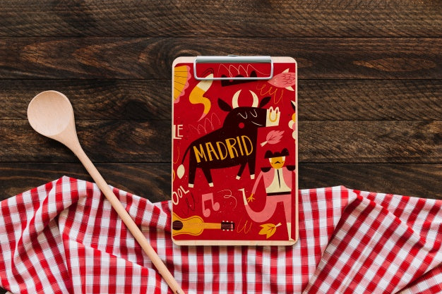 Clipboard Mockup With Food Concept Psd