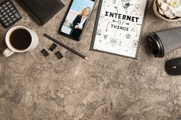 Clipboard Mockup With Office Elements Psd