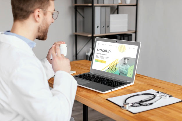 Close Up Doctor Holding Medicine Psd