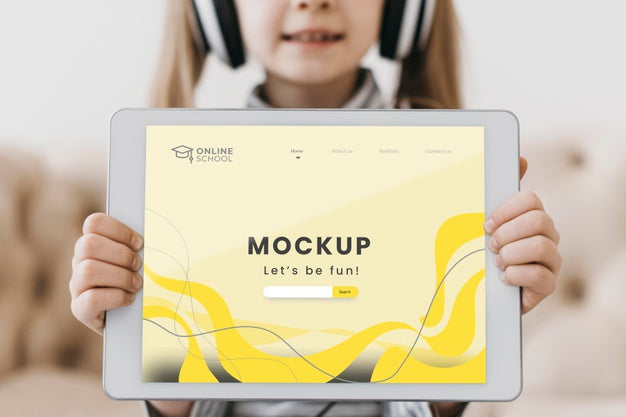 Close Up Girl With Tablet Psd