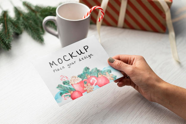 Close-Up Hand Holding Card Mock-Up Psd