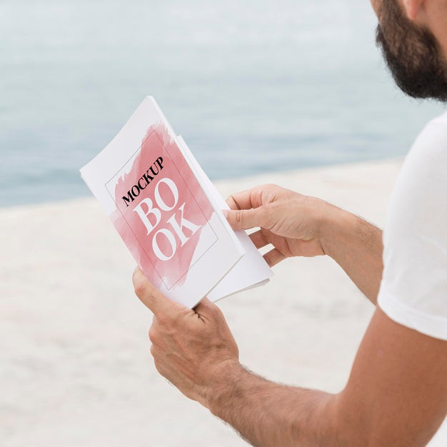 Close Up Man On Street Reading Book Psd