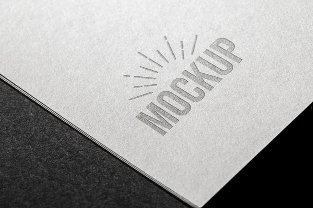 Close-Up Mock-Up On Business Card Psd