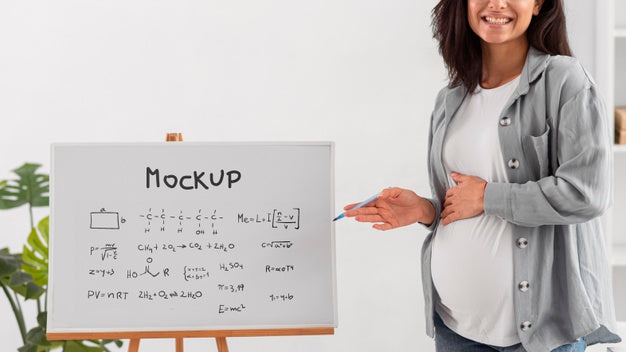 Close Up Pregnant Business Woman Mockup Psd