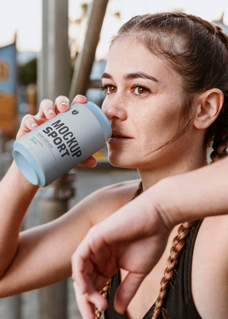 Close Up Woman Holding Can Psd