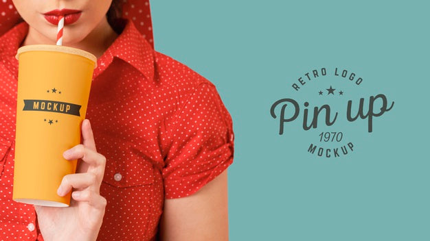 Close Up Woman With Drink Mockup Psd