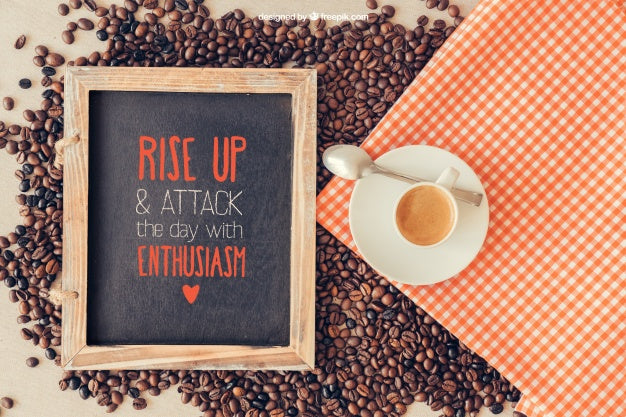 Coffee Mockup With Slate And Cloth Psd