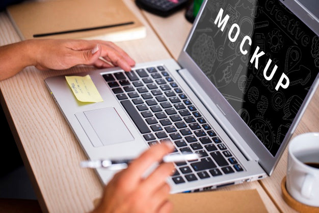 Company Employee Working On Laptop Psd