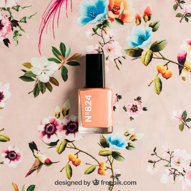 Cosmetic Mockup With Nail Polish Psd