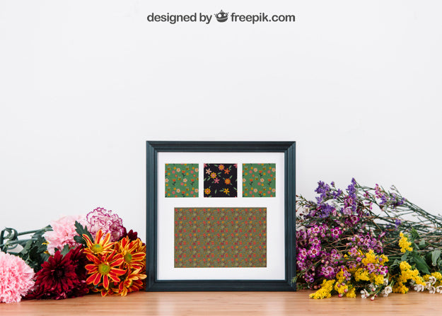 Creative Floral Mockup Of Frame Psd