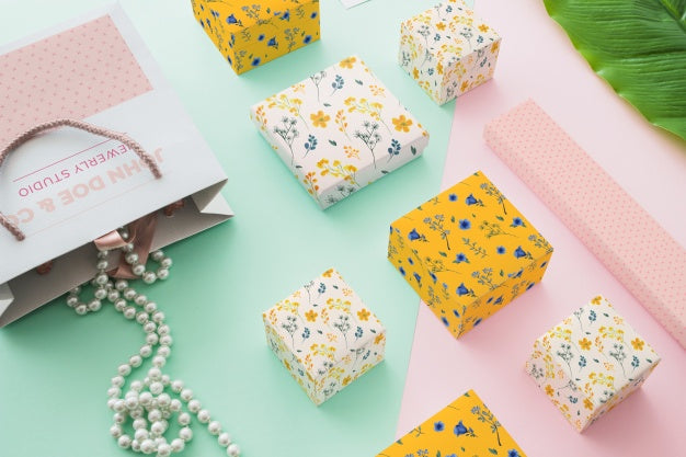 Creative Packaging Mockup With Jewelry Concept Psd