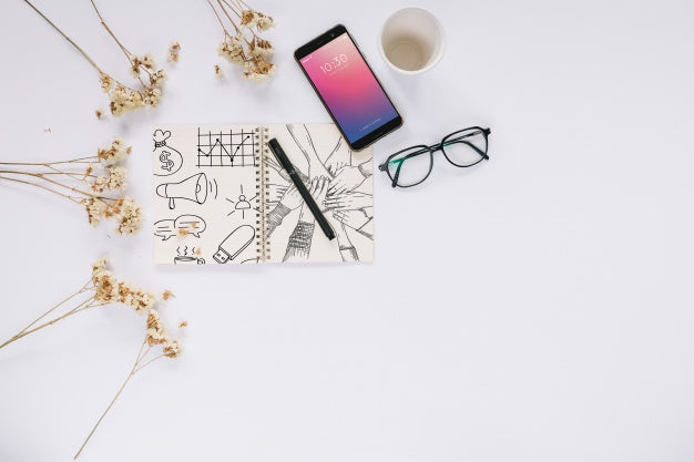 Creative Social Media And Internet Mockup With Booklet Or Cover Psd