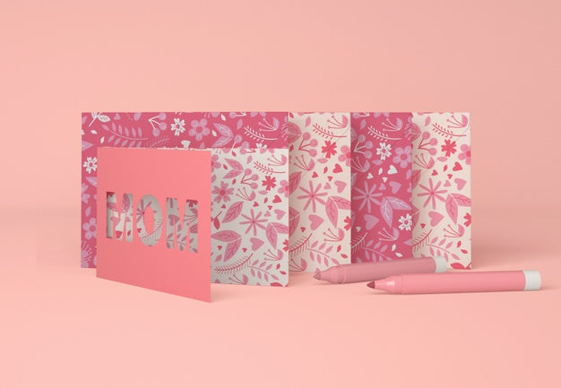 Cute Arrangement For Mother'S Day With Card Psd