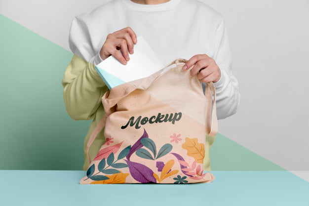 Cute Bag Concrpt Mock-Up Psd