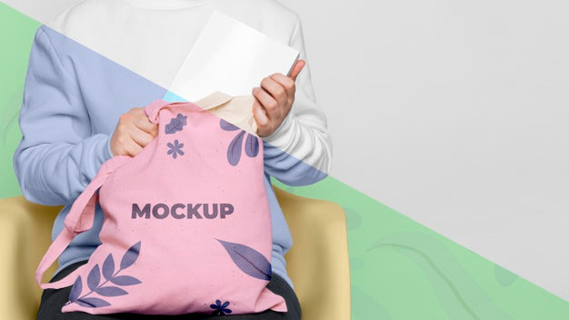 Cute Bag Concrpt Mock-Up Psd