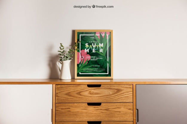 Decorative Frame Mockup On Desk Psd
