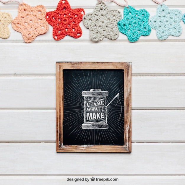 Decorative Knitting Mockup With Slate Psd