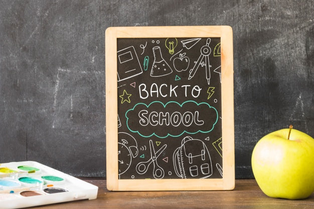 Decorative Slate Mockup With Back To School Concept Psd