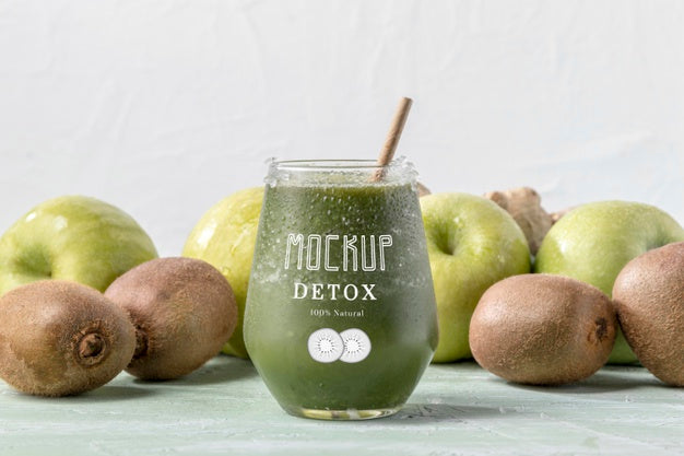 Delicious Detox Juice Concept Mock-Up Psd