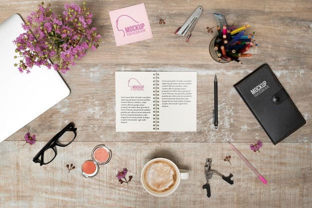 Desk Concept With Wooden Background Psd