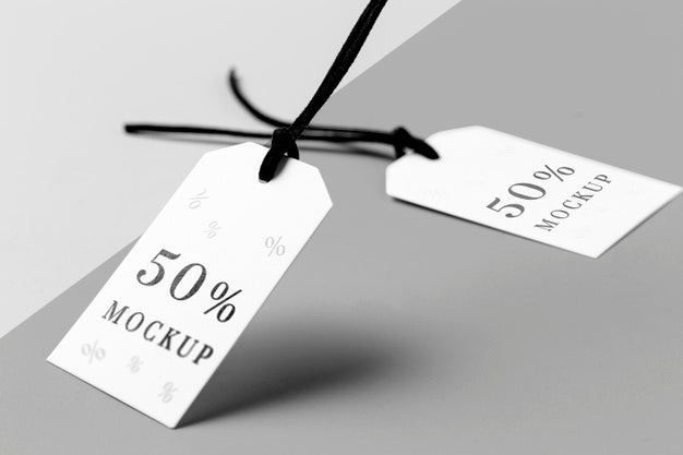 Discount Mock-Up For Clothing Psd