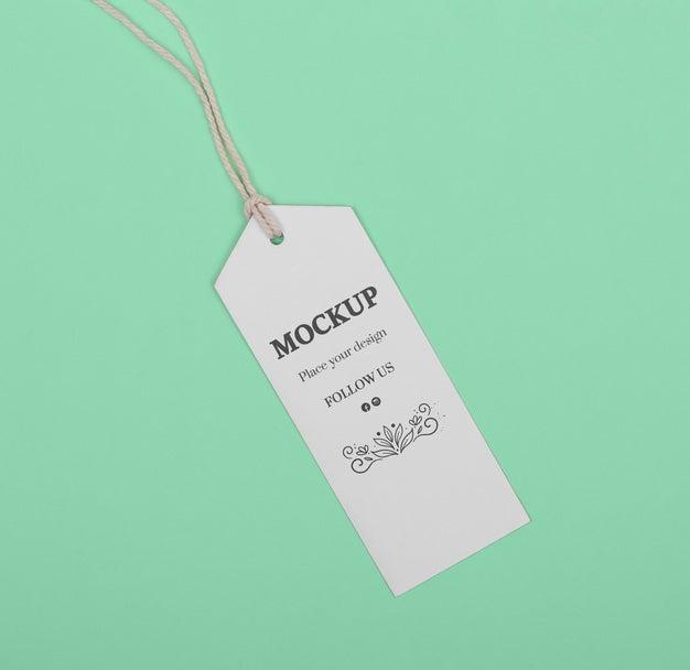 Eco Tag On Green Background Flat Lay Psd