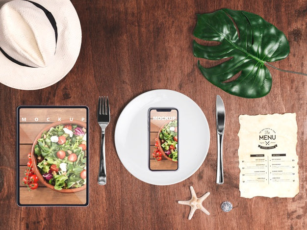 Editable Flat Lay Smartphone Mockup With Summer Elements Psd