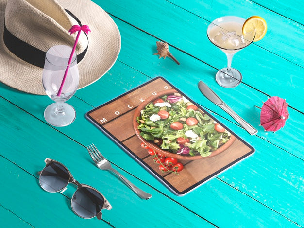 Editable Isometric Tablet Mockup With Summer Elements Psd