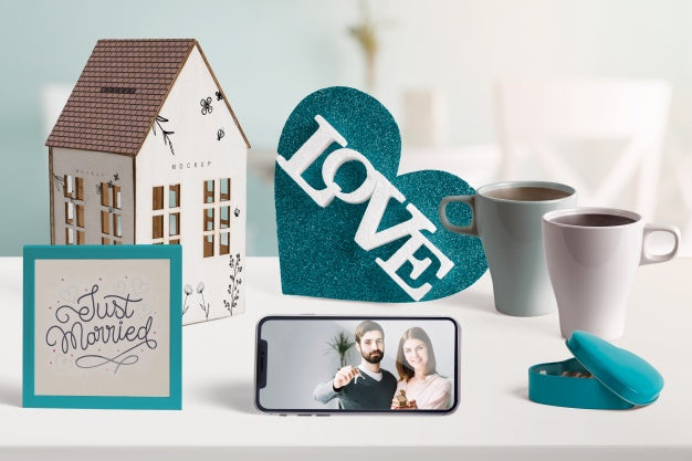 Editable Mockup Of Valentine Elements Psd