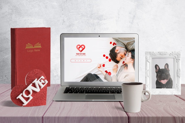 Editable Mockup Of Valentine Elements Psd