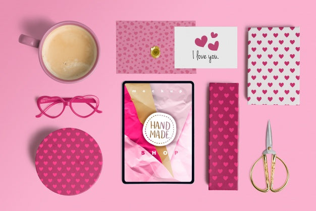 Editable Mockup Of Valentine Elements Psd